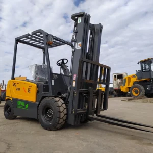 Autoelevador CLG 2020A-S/E